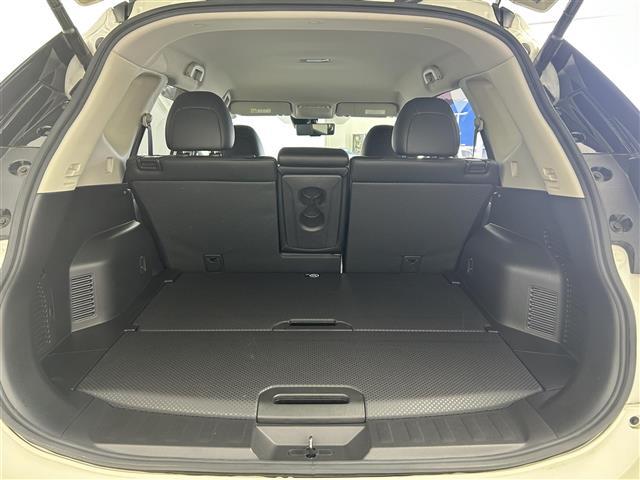 エクストレイル 20Xi 純正9インチナビ アラウンドビューモニター プロパイロット パワーバックドア LEDライト シートヒーター 純正18インチAW ステアリングリモコン ダウンヒルアシスト ETC スマートキー 禁煙車(18枚目)