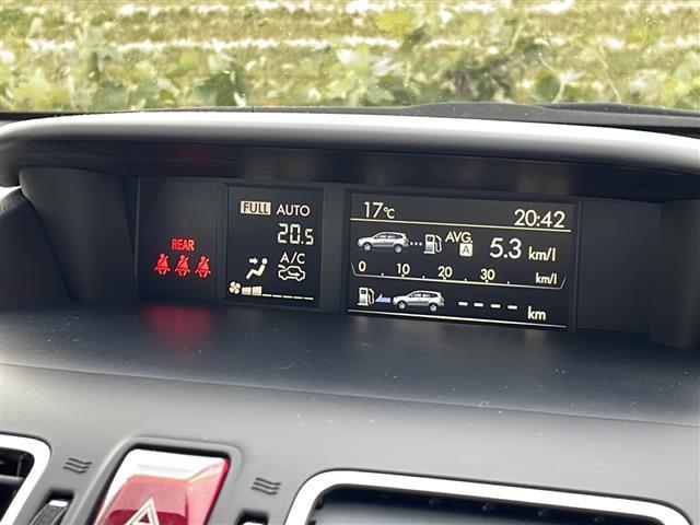 フォレスター S-リミテッド 4WD 純正SDナビ AVIC-RZ900 CD DVD BT フルセグテレビ バックカメラ ETC 衝突被害軽減ブレーキ レーンキープアシスト レーダークルーズコントロール(4枚目)