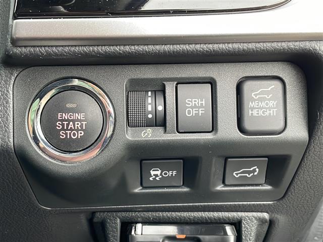 フォレスター S-リミテッド 4WD 純正SDナビ AVIC-RZ900 CD DVD BT フルセグテレビ バックカメラ ETC 衝突被害軽減ブレーキ レーンキープアシスト レーダークルーズコントロール(11枚目)