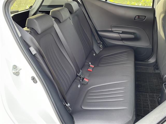 アクア X 4WD 純正ディスプレイオーディオ BT USB バックカメラ 衝突被害軽減ブレーキ レーンキープアシスト レーダークルーズコントロール コーナーセンサー(16枚目)