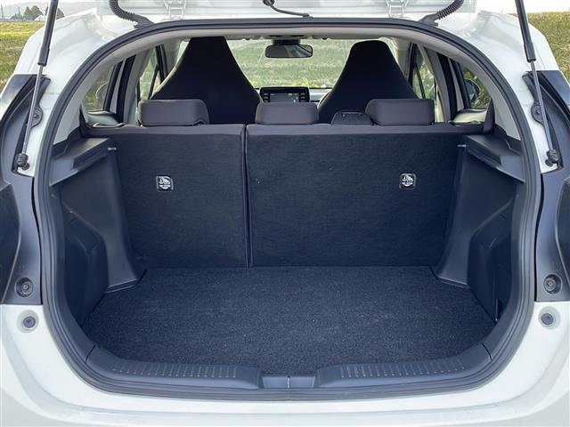 アクア X 4WD 純正ディスプレイオーディオ BT USB バックカメラ 衝突被害軽減ブレーキ レーンキープアシスト レーダークルーズコントロール コーナーセンサー(17枚目)