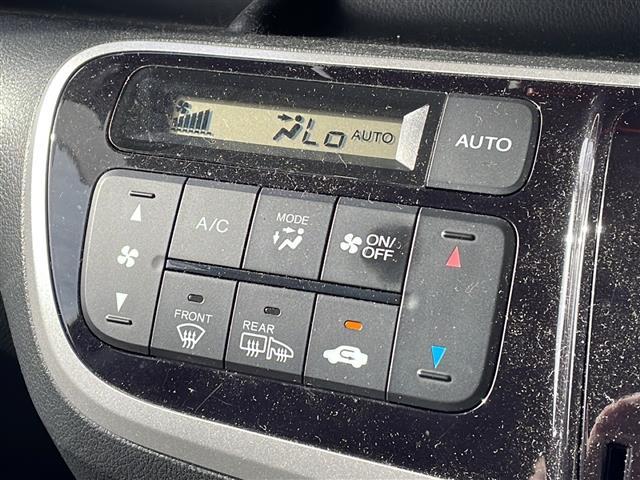 N-BOXカスタム G・ターボパッケージ 4WD 純正SDナビ VXM-122VF CD DVD BT フルセグテレビ バックカメラ ETC クルーズコントロール 両側パワースライドドア 革調シートカバー ベンチシート(11枚目)