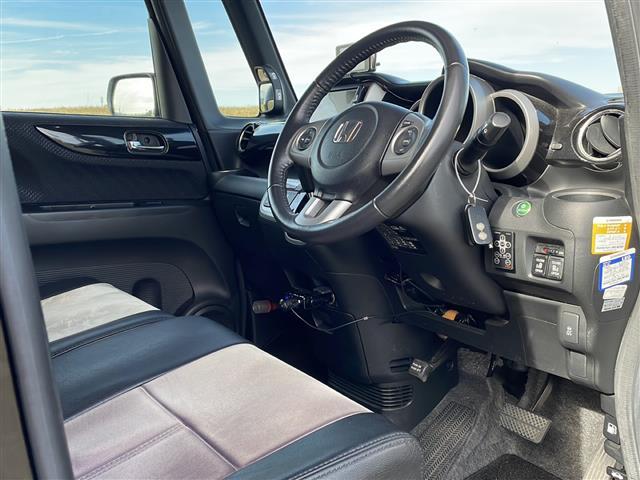 N-BOXカスタム G・ターボパッケージ 4WD 純正SDナビ VXM-122VF CD DVD BT フルセグテレビ バックカメラ ETC クルーズコントロール 両側パワースライドドア 革調シートカバー ベンチシート(13枚目)