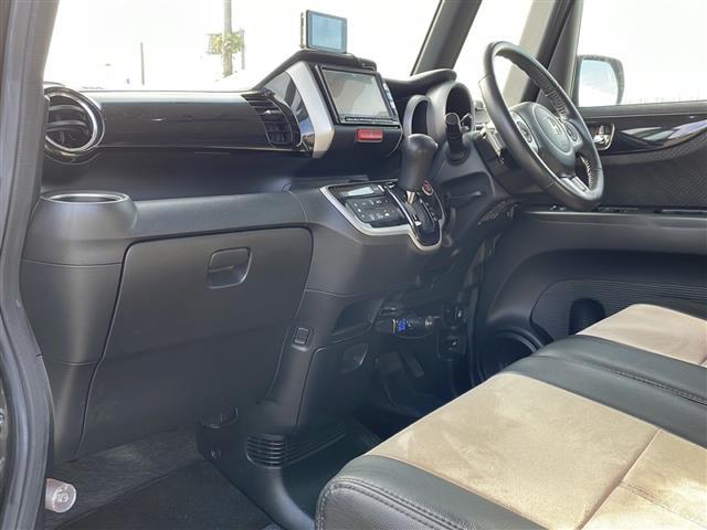 N-BOXカスタム G・ターボパッケージ 4WD 純正SDナビ VXM-122VF CD DVD BT フルセグテレビ バックカメラ ETC クルーズコントロール 両側パワースライドドア 革調シートカバー ベンチシート(15枚目)