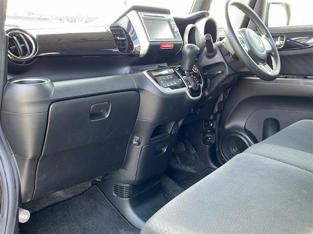 N-BOXカスタム G・Lパッケージ 4WD 純正SDナビ VXM-128VS CD DVD ワンセグテレビ バックカメラ ETC 片側パワースライドドア ベンチシート ステアリングスイッチ スマートキー(13枚目)