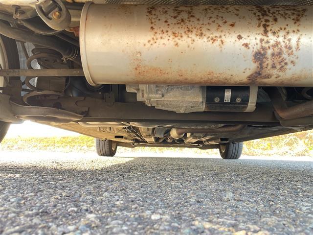 ノート ｅ－パワー　Ｘ　ＦＯＵＲ　４ＷＤ　社外ＳＤナビ　ＣＮ－ＲＥ０５ＷＤ　ＣＤ　ＤＶＤ　ＢＴ　フルセグテレビ　バックカメラ　ＥＴＣ　ドライブレコーダー　衝突被害軽減ブレーキ　レーンキープアシスト　コーナーセンサー（32枚目）