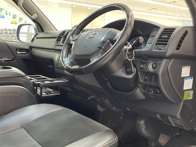 ハイエースバン スーパーGL ダークプライム 4WD 社外SDナビ CN-RE06WD CD DVD BT フルセグテレビ SDミュージックサーバー バックカメラ ETC ドライブレコーダー 衝突被害軽減ブレーキ(13枚目)