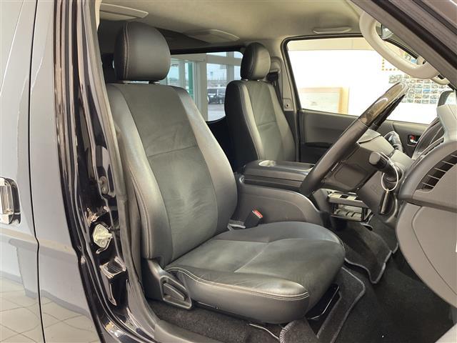 ハイエースバン スーパーGL ダークプライム 4WD 社外SDナビ CN-RE06WD CD DVD BT フルセグテレビ SDミュージックサーバー バックカメラ ETC ドライブレコーダー 衝突被害軽減ブレーキ(14枚目)