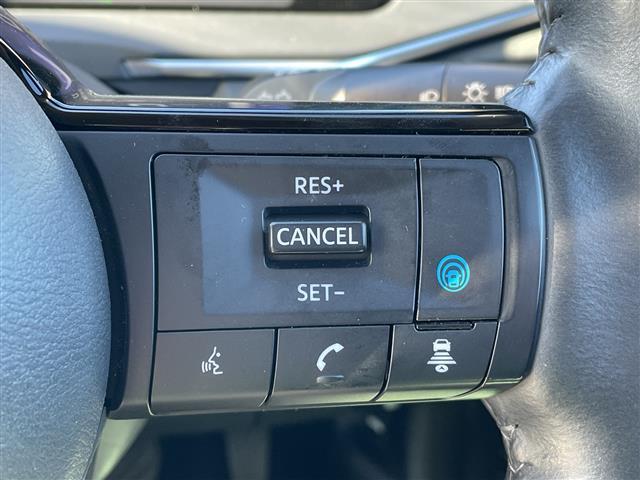 ノート X FOUR 4WD 純正メモリナビ BT USB フルセグテレビ 全方位カメラ ETC2.0 衝突被害軽減ブレーキ レーンキープアシスト レーダークルーズコントロール シートヒーター(7枚目)