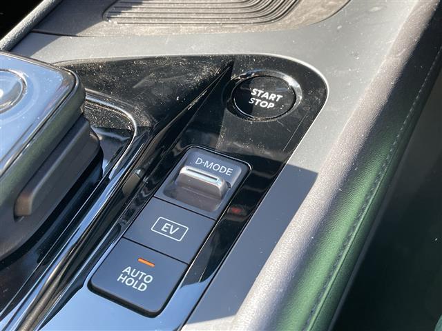 ノート X FOUR 4WD 純正メモリナビ BT USB フルセグテレビ 全方位カメラ ETC2.0 衝突被害軽減ブレーキ レーンキープアシスト レーダークルーズコントロール シートヒーター(10枚目)