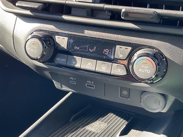 ノート X FOUR 4WD 純正メモリナビ BT USB フルセグテレビ 全方位カメラ ETC2.0 衝突被害軽減ブレーキ レーンキープアシスト レーダークルーズコントロール シートヒーター(11枚目)