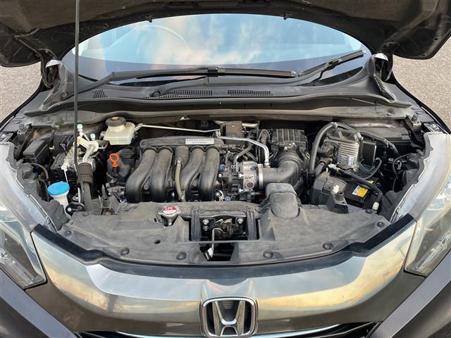 ヴェゼル ハイブリッドZ・ホンダセンシング 4WD 純正SDナビ VXM-164VFi CD DVD BT フルセグテレビ バックカメラ ETC 衝突被害軽減ブレーキ レーンキープアシスト レーダークルーズコントロール(33枚目)