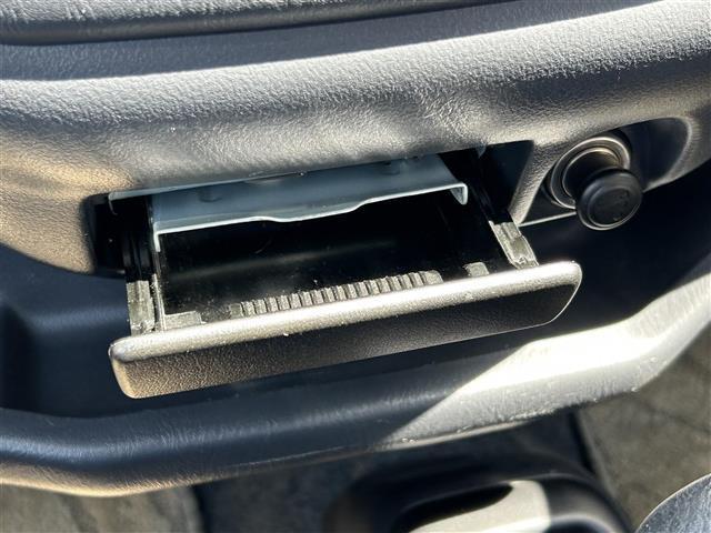 Bターボ 4WD インタークーラーターボ ケンウッドオーディオ CD USB リモコンキー 運転席シートヒーター 電動格納ミラー フロアマット ドアバイザー(16枚目)