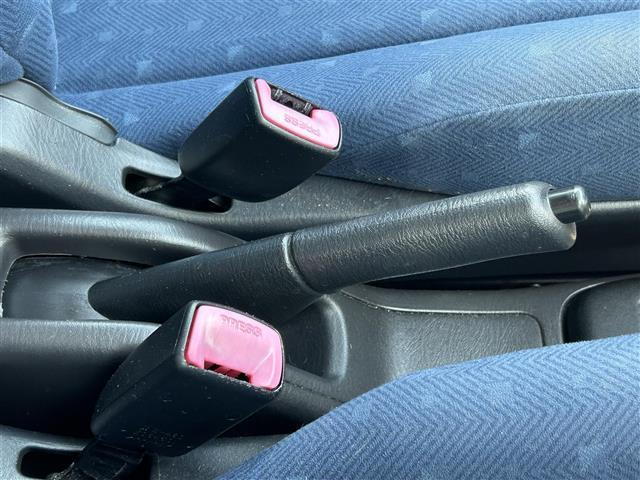 Bターボ 4WD インタークーラーターボ ケンウッドオーディオ CD USB リモコンキー 運転席シートヒーター 電動格納ミラー フロアマット ドアバイザー(18枚目)