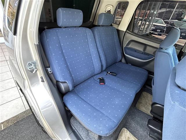Bターボ 4WD インタークーラーターボ ケンウッドオーディオ CD USB リモコンキー 運転席シートヒーター 電動格納ミラー フロアマット ドアバイザー(23枚目)