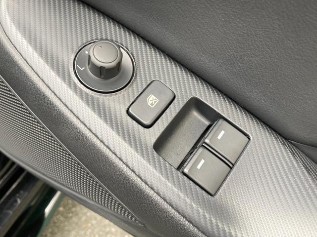 Sスペシャルパッケージ 禁煙車/純正メモリーナビゲーション(CD/DVD/Bluetooth)フルセグテレビ/スマートキー/プッシュスタート/フルエアロ/純正アルミホイール16インチ/オートライト/横滑り防止装置(16枚目)