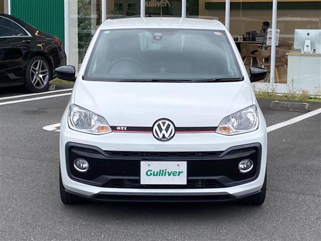 アップ！ アップ！ＧＴＩ　全国６００台限定車両　６速ミッション　純正オーディオ　Ｂｌｕｅｔｏｏｔｈ　ＡＭ　ＦＭ　リアコーナーセンサー　ＥＴＣ　Ｄ／Ｎシートヒーター　革巻きステアリング　１７インチアルミ　オートライト（29枚目）