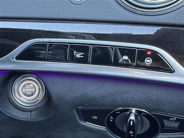 Ｓクラス Ｓ４５０エクスクルーシブ　ＡＭＧライン　ＡＭＧラインプラス　Ｂｕｒｍｅｓｔｅｒサウンド　サンルーフ　　禁煙車　黒革　シートヒーター　＆ベンチレーション＆リラクゼーション　全周囲カメラ　全車速追従クルーズコントロール　ヘッドアップディスプレイ（12枚目）