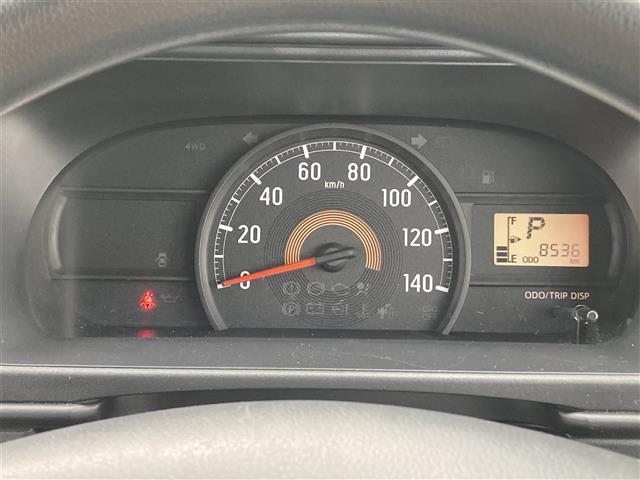 ハイゼットカーゴ Ｇ　ＳＡ　１オーナー　パートタイム４ＷＤ　純正オーディオ　ＡＭ　ＦＭ　リモコンキー　ゴムフロアマット　アイドリングストップ　取扱説明書　保証書（6枚目）