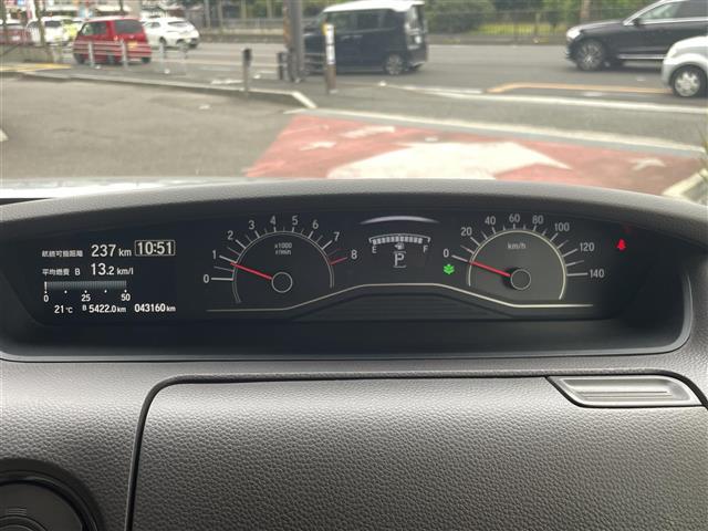 N-BOX G・Lホンダセンシング 純正ドラレコ SDナビ ワンセグテレビ バックカメラ 追従クルーズコントロール レーンキープアシスト プッシュスタート 片側パワースライドドア ETC 衝突被害軽減システム レーンキープアシスト(4枚目)