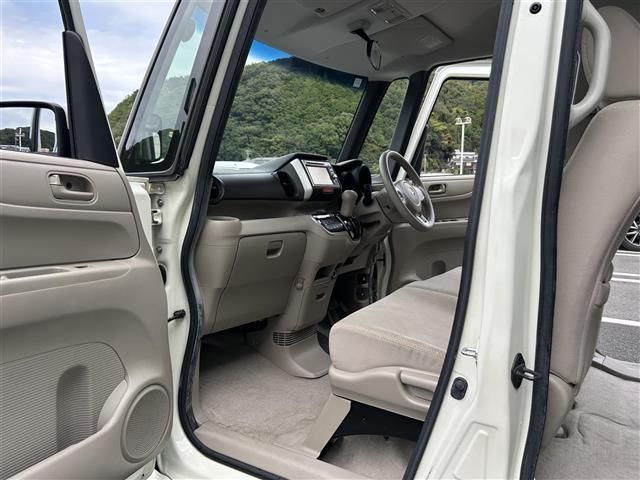 N-BOX G・Lパッケージ 純正メモリナビ(VXM-128VS) CD USB入力端子 ワンセグTV バックカメラ パワースライドドア 純正14インチAW 純正フロアマット スマートキー スペアキー 取扱説明書(24枚目)