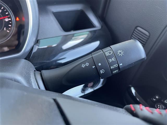 スペーシアカスタム ハイブリッドXS ワンオーナー 純正ナビ(CN-RZ743W)・Bluetooth・CD/DVD・USB入力端子 フルセグTV 全周囲カメラ(パノラマビューモニター) 両側パワースライドドア ハーフレザーシート(10枚目)