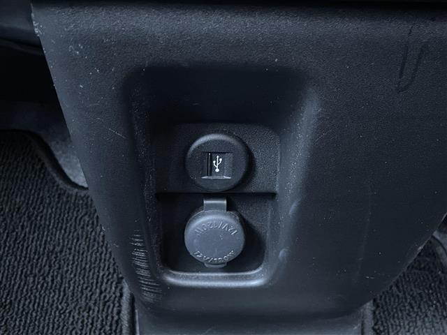 スペーシアカスタム ハイブリッドXS ワンオーナー 純正ナビ(CN-RZ743W)・Bluetooth・CD/DVD・USB入力端子 フルセグTV 全周囲カメラ(パノラマビューモニター) 両側パワースライドドア ハーフレザーシート(19枚目)