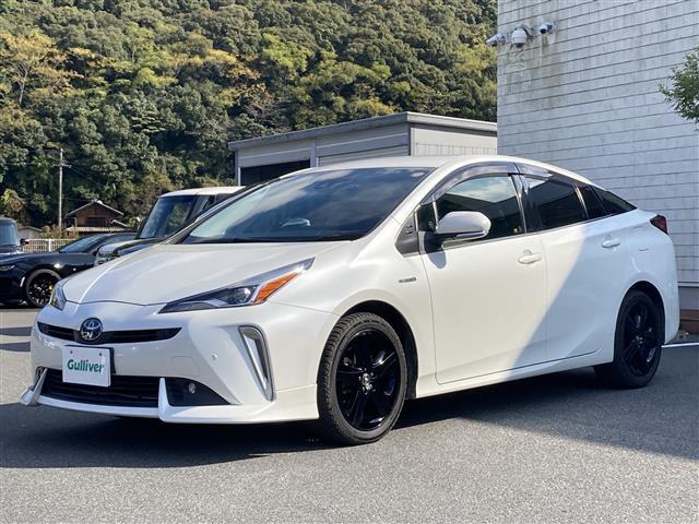 プリウス Sツーリングセレクション 純正ナビ CD DVD フルセグTV Bluetooth バックカメラ プリクラッシュセーフティー レーダークルーズコントロール ビルトインETC レザーシート シートヒーター(31枚目)