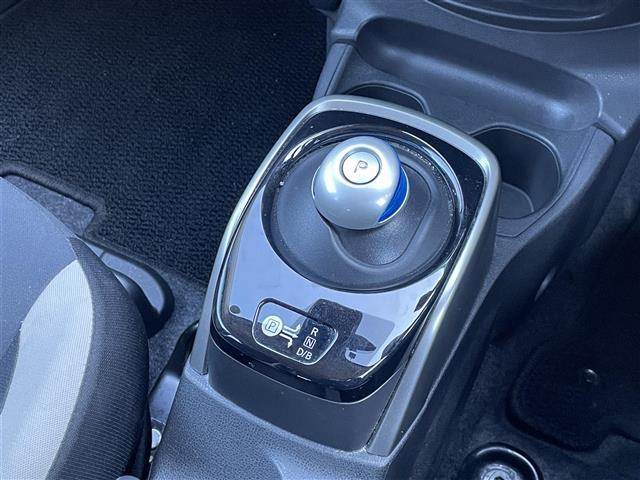 ノート e-パワー B アラウンドビューモニター 禁煙車 エマージェンシーブレーキ コーナーセンサー ETC(10枚目)