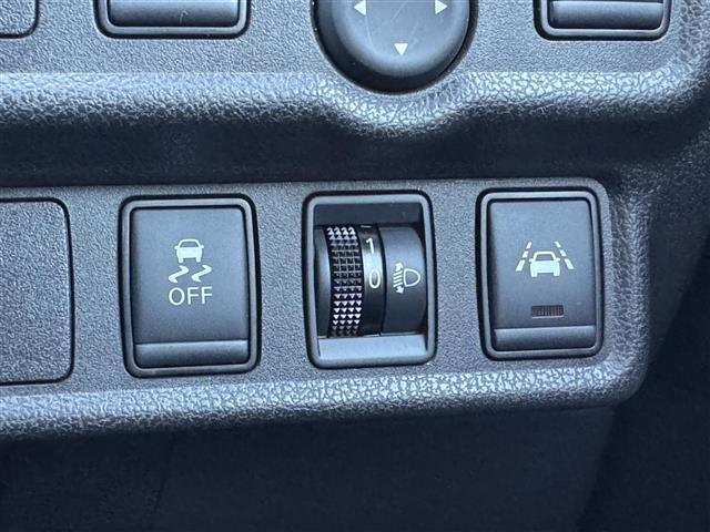ノート ｅ－パワー　Ｂ　アラウンドビューモニター　前後コーナーセンサー　ナビ　Ｂｌｕｅｔｏｏｔｈ　禁煙車　ＥＴＣ（10枚目）