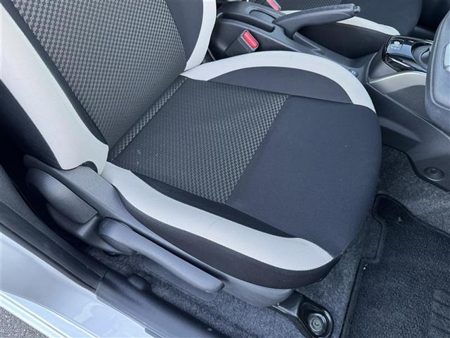 ノート ｅ－パワー　Ｂ　アラウンドビューモニター　前後コーナーセンサー　ナビ　Ｂｌｕｅｔｏｏｔｈ　禁煙車　ＥＴＣ（20枚目）