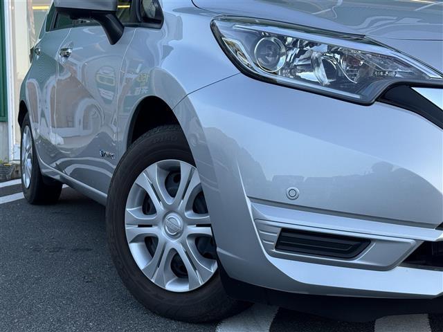 ノート ｅ－パワー　Ｂ　アラウンドビューモニター　前後コーナーセンサー　ナビ　Ｂｌｕｅｔｏｏｔｈ　禁煙車　ＥＴＣ（31枚目）