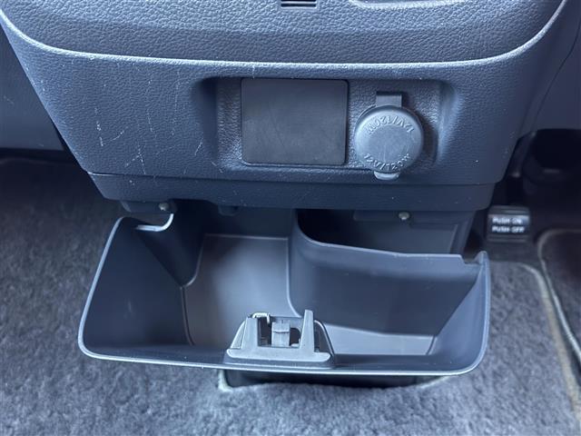 スペーシア Ｘリミテッド　両側パワースライド　シートヒーター　カロッツェリアナビ　ＴＶ　衝突軽減（15枚目）