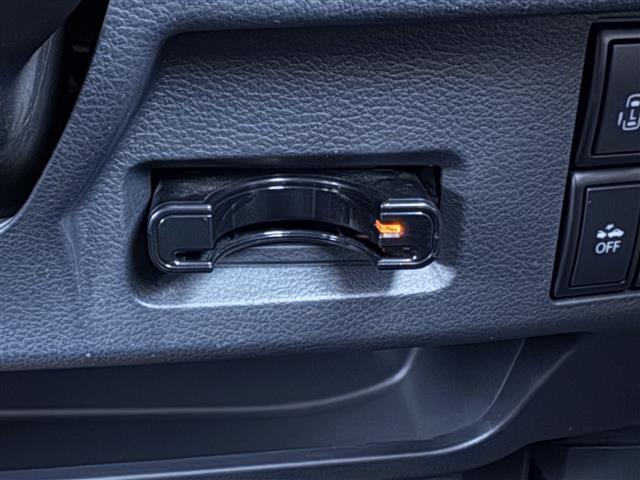 スペーシア Ｘリミテッド　両側パワースライド　シートヒーター　カロッツェリアナビ　ＴＶ　衝突軽減（16枚目）