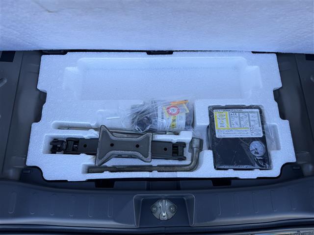 スペーシア Ｘリミテッド　両側パワースライド　シートヒーター　カロッツェリアナビ　ＴＶ　衝突軽減（32枚目）