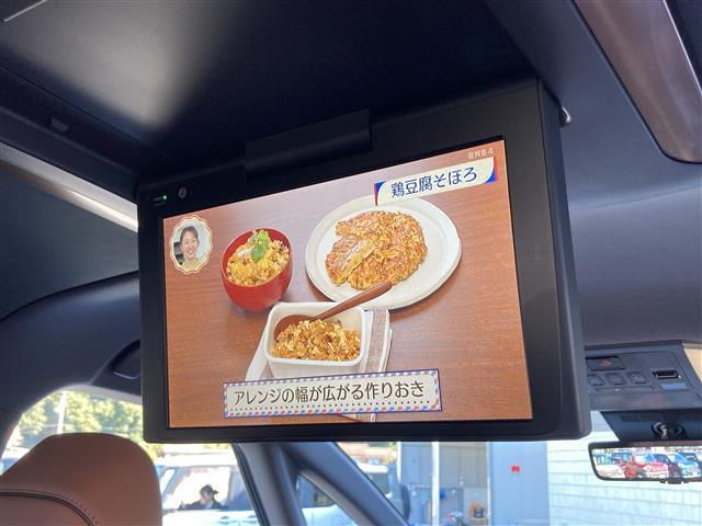 ヴェルファイアハイブリッド Ｚ　プレミア　純正ナビ　フルセグＴＶ　Ｂｌｕｅｔｏｏｔｈ　サンルーフ　ユニバーサルステップ　茶革シート　フリップダウンモニター　全方位モニター　デジタルインナーミラー　プリクラッシュセーフティー（15枚目）