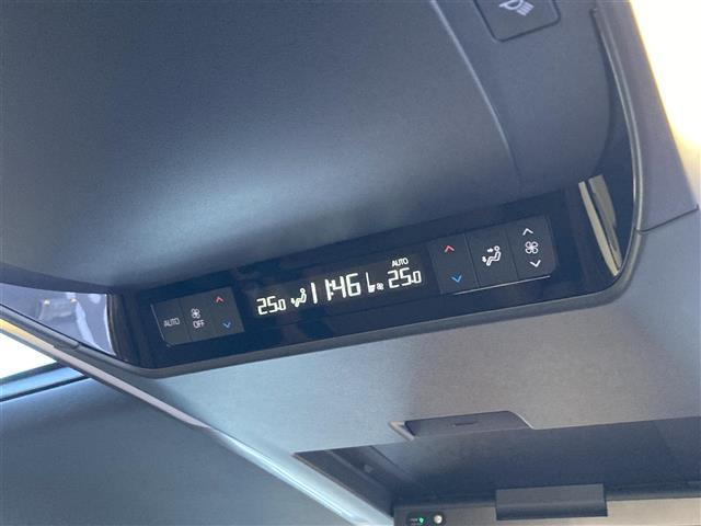 ヴェルファイアハイブリッド Ｚ　プレミア　純正ナビ　フルセグＴＶ　Ｂｌｕｅｔｏｏｔｈ　サンルーフ　ユニバーサルステップ　茶革シート　フリップダウンモニター　全方位モニター　デジタルインナーミラー　プリクラッシュセーフティー（16枚目）