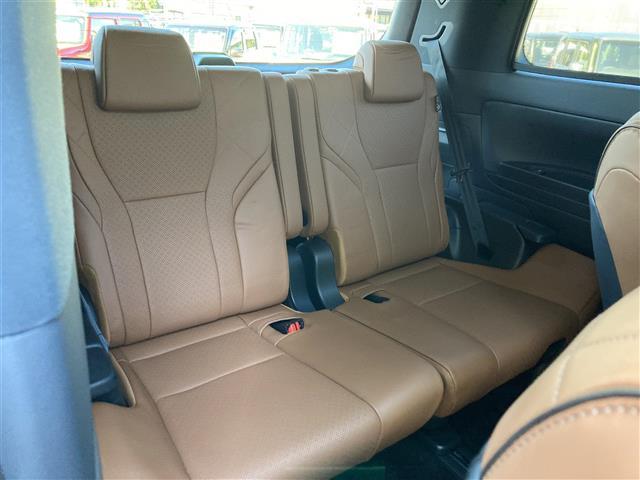 ヴェルファイアハイブリッド Ｚ　プレミア　純正ナビ　フルセグＴＶ　Ｂｌｕｅｔｏｏｔｈ　サンルーフ　ユニバーサルステップ　茶革シート　フリップダウンモニター　全方位モニター　デジタルインナーミラー　プリクラッシュセーフティー（23枚目）