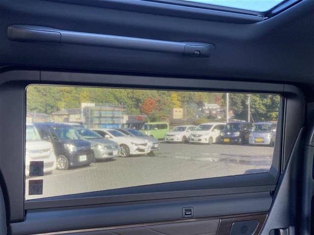 ヴェルファイアハイブリッド Ｚ　プレミア　純正ナビ　フルセグＴＶ　Ｂｌｕｅｔｏｏｔｈ　サンルーフ　ユニバーサルステップ　茶革シート　フリップダウンモニター　全方位モニター　デジタルインナーミラー　プリクラッシュセーフティー（25枚目）