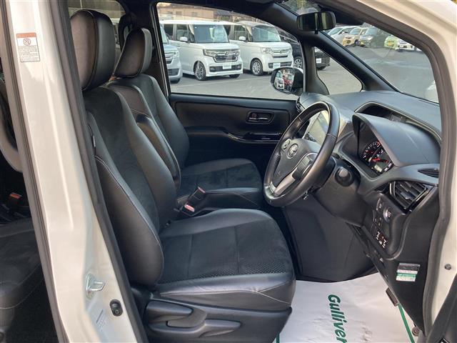 ヴォクシー ＺＳ　煌ＩＩＩ　純正１０型ナビ　フルセグＴＶ　バックカメラ　両側パワースライドドア　クルーズコントロール　ＬＥＤヘッドライト　オートハイビーム　衝突軽減システム　クリアランスソナー　ハーフレザー　禁煙車　７名乗車（19枚目）