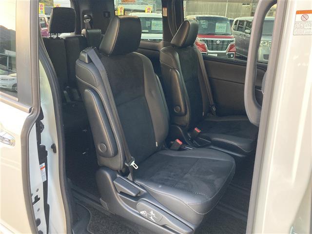 ヴォクシー ＺＳ　煌ＩＩＩ　純正１０型ナビ　フルセグＴＶ　バックカメラ　両側パワースライドドア　クルーズコントロール　ＬＥＤヘッドライト　オートハイビーム　衝突軽減システム　クリアランスソナー　ハーフレザー　禁煙車　７名乗車（23枚目）