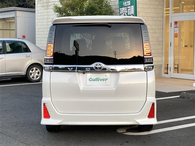 ヴォクシー ＺＳ　煌ＩＩＩ　純正１０型ナビ　フルセグＴＶ　バックカメラ　両側パワースライドドア　クルーズコントロール　ＬＥＤヘッドライト　オートハイビーム　衝突軽減システム　クリアランスソナー　ハーフレザー　禁煙車　７名乗車（35枚目）