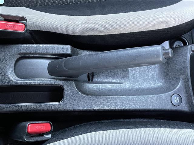 ノート ｅ－パワー　Ｘ　純正ナビ　ＣＤ　ＤＶＤ　フルセグＴＶ　Ｂｌｕｅｔｏｏｔｈ　ＭＳＶ　アラウンドビューモニター　デジタルインナーミラー　ＥＴＣ　衝突軽減ブレーキ　レーンキープアシスト　ＬＥＤオートライト　スマートキー（14枚目）