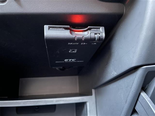 ノート ｅ－パワー　Ｘ　純正ナビ　ＣＤ　ＤＶＤ　フルセグＴＶ　Ｂｌｕｅｔｏｏｔｈ　ＭＳＶ　アラウンドビューモニター　デジタルインナーミラー　ＥＴＣ　衝突軽減ブレーキ　レーンキープアシスト　ＬＥＤオートライト　スマートキー（18枚目）