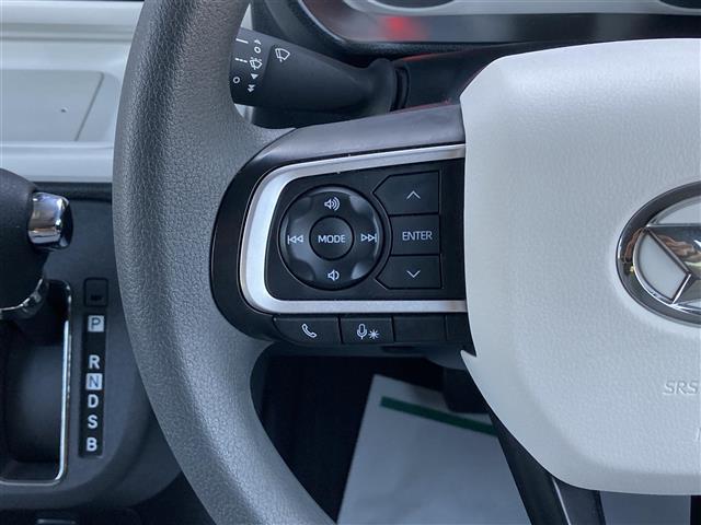 ムーヴキャンバス ストライプスＧ　９インチディスプレイオーディオ　フルセグＴＶ　Ｂｌｕｅｔｏｏｔｈ　バックカメラ　前後ドライブレコーダー　両側パワースライドドア　置くだけ充電　前座席シートヒーター　スマートアシスト　ＥＴＣ（4枚目）