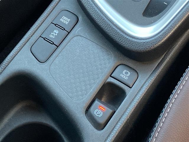 ヤリスクロス Z 純正8インチディスプレイオーディオ ナビキット フルセグTV Bluetooth パノラミックビューモニター ビルトインETC 前後ドライブレコーダー 合皮/ファブリックコンビシート 前席温シート(13枚目)