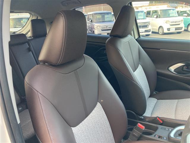 ヤリスクロス Z 純正8インチディスプレイオーディオ ナビキット フルセグTV Bluetooth パノラミックビューモニター ビルトインETC 前後ドライブレコーダー 合皮/ファブリックコンビシート 前席温シート(18枚目)