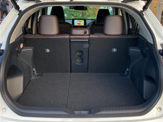 ヤリスクロス Z 純正8インチディスプレイオーディオ ナビキット フルセグTV Bluetooth パノラミックビューモニター ビルトインETC 前後ドライブレコーダー 合皮/ファブリックコンビシート 前席温シート(24枚目)