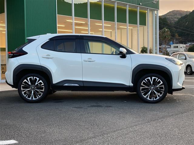 ヤリスクロス Z 純正8インチディスプレイオーディオ ナビキット フルセグTV Bluetooth パノラミックビューモニター ビルトインETC 前後ドライブレコーダー 合皮/ファブリックコンビシート 前席温シート(29枚目)