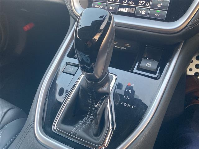 レガシィアウトバック リミテッドEX ☆Harmon Kardon ☆純正大型メモリーナビ・Bluetooth・USB☆フルセグTV☆バックカメラ(フロントカメラ/左サイドカメラ)☆アイサイトX ☆パワーバックドア ☆全席シートヒーター(11枚目)